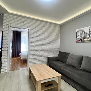 Apartamenti Z Reservnim Givlennam Львов